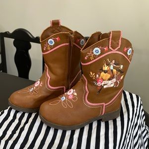 Spirit Dreamworks character western boots 8T